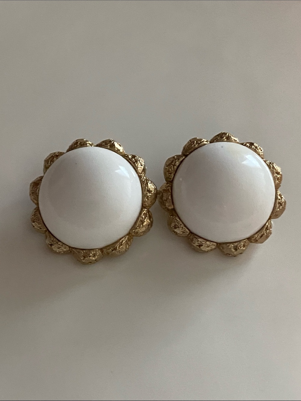VTG Monet White Dome Earrings with Scalloped Gold Edge